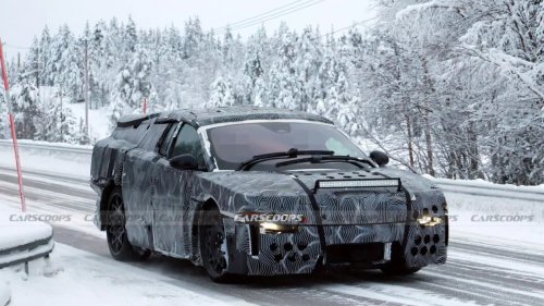 Mobil Supercar Listrik Ini Jadi Sorotan!