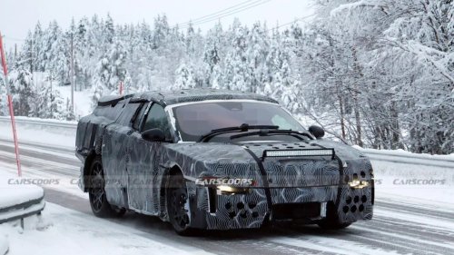Mobil Supercar Listrik Ini Jadi Sorotan!