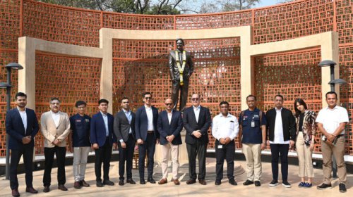 Terpopuler: Mobil Istimewa Dirut BPJS, Belanja Kendaraan Desa, hingga Kontrak Tata dan Mahindra