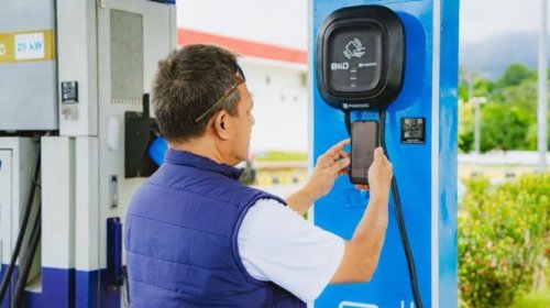Terpopuler: Kesalahan Cuci Mobil, Mobil Mitsubishi Terlaris 2026, Laju EV Kembali Tertahan