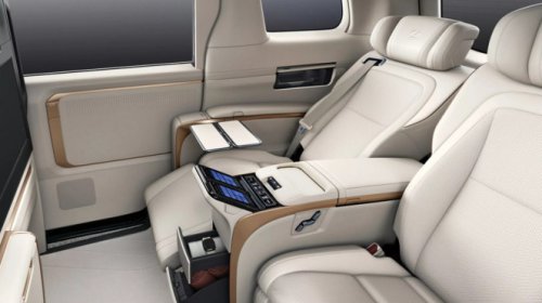 Lexus, MPV Mewah Lexus Kini Semakin Nyaman