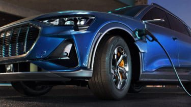 Ban Mobil Listrik dan Mobil Konvensional Didesain untuk Pemakaian Berbeda, Ini Alasannya