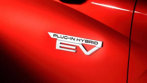 Deretan Mitos dan Fakta soal Mobil PHEV