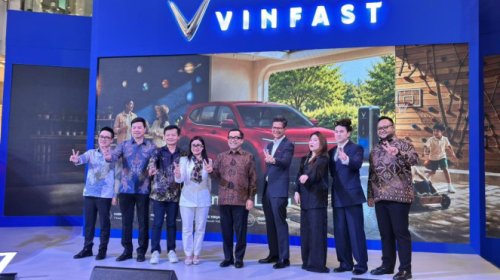VinFast, VinFast Resmi Luncurkan MPV Listrik Buatan Indonesia, Harga Mulai Rp300 Jutaan