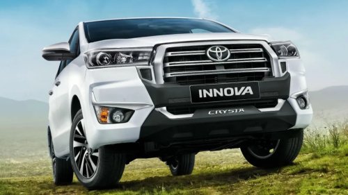 Toyota Innova Ganti Seragam Baru, Kabarnya Bakal Disuntik Mati Tahun Depan