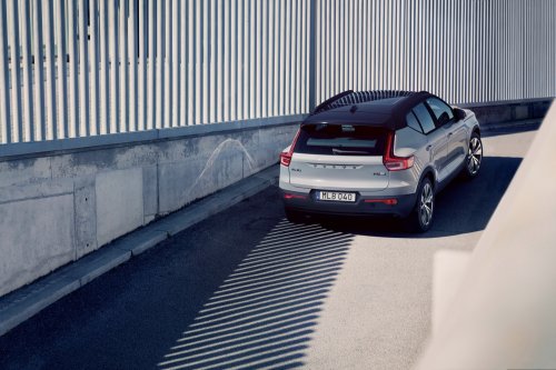 Volvo’s Entry SUV Gets A Successor, But Dealers Aren’t Sure It’s The Priority
