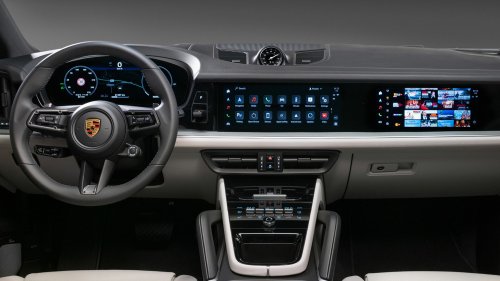 One In Three Owners Got A Passenger Screen And Never Once Turned It On
