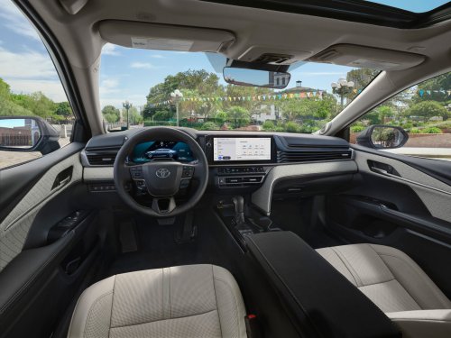 Toyota, Half A Million Toyota Camrys Can Lose Their Dash, Their Lights, And More At Startup