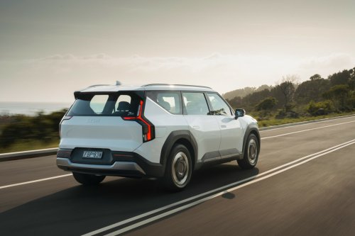 Kia EV9 Owners Are Reporting Battery Failures, And Long Waits For Fixes