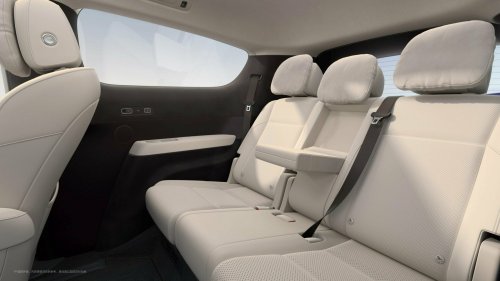 China’s Wackiest Electric Minivan Is Getting Another Update