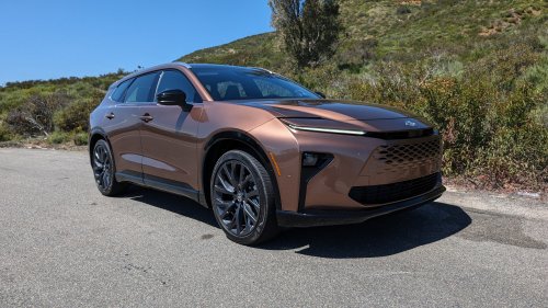 We Drove Both 2026 Outbacks For A Week, The Cheaper One Won