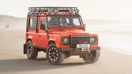 Britain’s Army Has Driven Land Rovers For Decades. Its Next Trucks Could Be Chevys