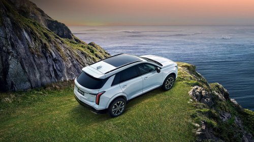 America’s Aging Cadillac XT5 Watches China’s Newer One Get Lidar And A Plug
