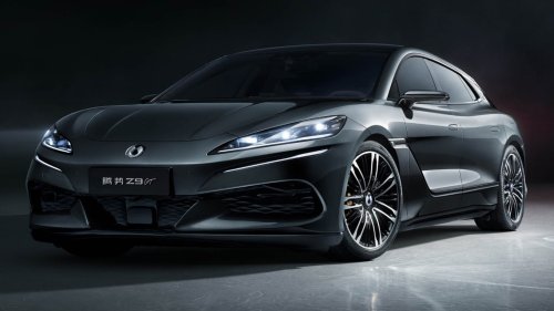 Denza, Denza’s 1,139-HP Wagon Will Now Drift Any Shape You Draw On The Screen