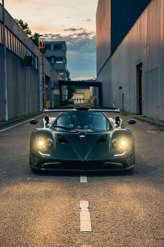 Aston Martin, Alonso Found A Very Expensive Way To Forget Aston Martin’s Awful Season