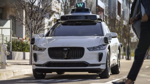 Waymo’s Self-Driving Cars Can’t Stop Diving Into Floods, So It Paused 5 Cities