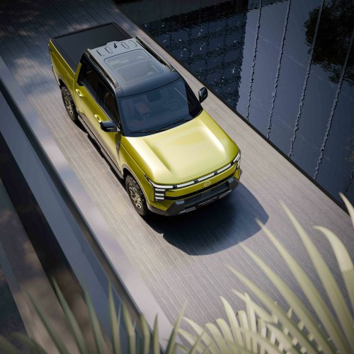 Nissan Killed The Navara In Europe, Now A 402-HP PHEV From China Might Take Its Place