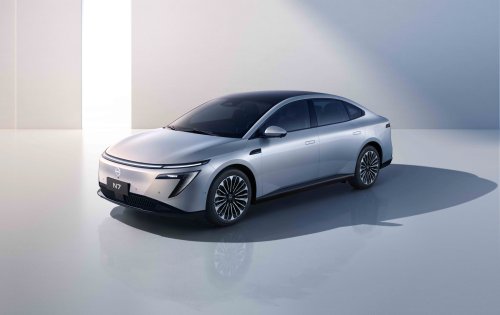 Nissan’s Primera Returns After 19 Years As A Chinese EV Bigger Than A Camry