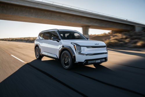 Kia EV9 Owners Are Reporting Battery Failures, And Long Waits For Fixes