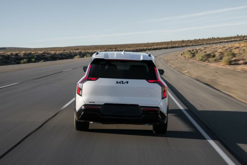 Kia EV9 Owners Are Reporting Battery Failures, And Long Waits For Fixes