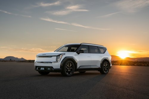 Kia, Kia EV9, Battery, Kia EV9 Owners Are Reporting Battery Failures, And Long Waits For Fixes