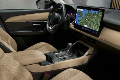 Mazda, Mazda Says A Finger On A Screen Beats Reaching For 15 Similar Buttons