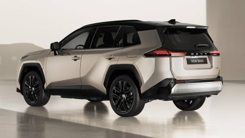 Toyota, SUV, Toyota’s Most Popular SUV Just Became Collateral Damage In The Iran War