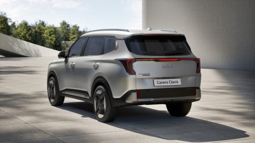 Hyundai’s New Electric Minivan Is Really Just A Kia