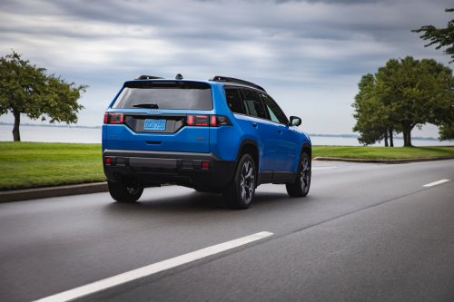 Jeep’s New Cherokee Gets Its Mojo Back With The Trailhawk
