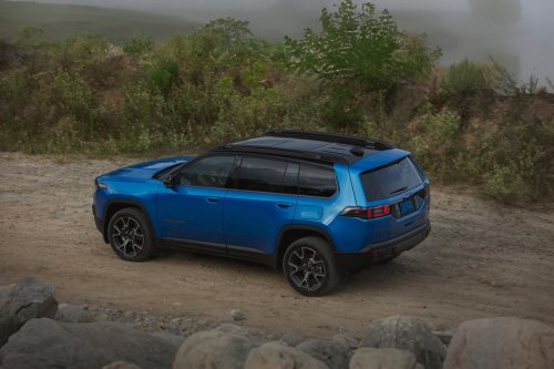 Jeep’s New Cherokee Gets Its Mojo Back With The Trailhawk