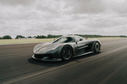 Forget AWD And Electric Motors, This Gas Car Hit 190 MPH In The Quarter-Mile
