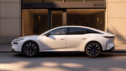 Toyota’s bZ7 Is Bigger Than A Model S And Cheaper Than A Model 3. China Ordered 3,100 In An Hour
