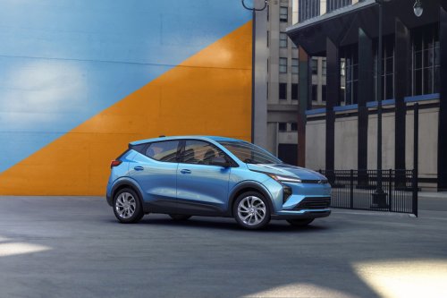 Chevy, Chevy Builds 30 Identical Bolts At A Time And Keeps A Clone Of Each Version