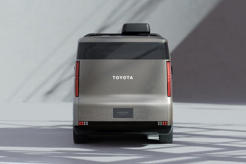 The Toyota Van That Refused To Change For 22 Years Is Being Replaced, And It’ll Look Nothing Like Before