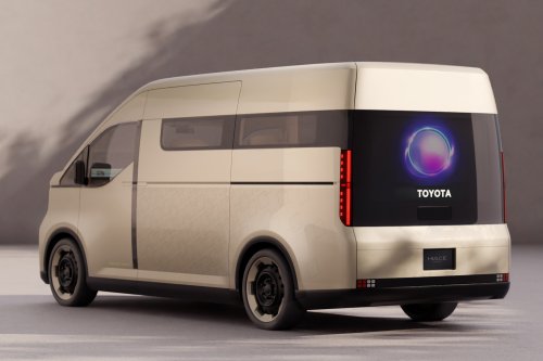 The Toyota Van That Refused To Change For 22 Years Is Being Replaced, And It’ll Look Nothing Like Before