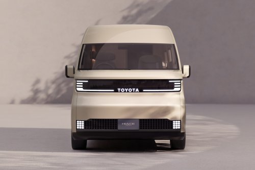 The Toyota Van That Refused To Change For 22 Years Is Being Replaced, And It’ll Look Nothing Like Before