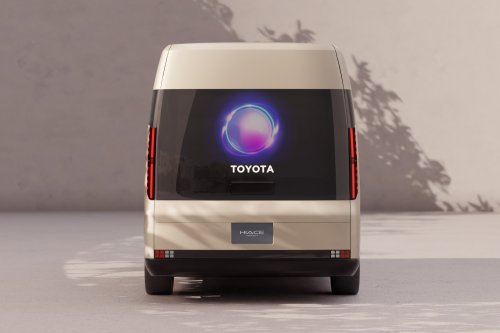 The Toyota Van That Refused To Change For 22 Years Is Being Replaced, And It’ll Look Nothing Like Before