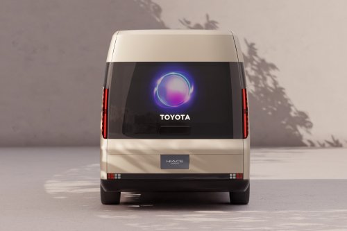 The Toyota Van That Refused To Change For 22 Years Is Being Replaced, And It’ll Look Nothing Like Before