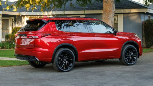 Nissan, Nissan Bets The Farm On Hybrids In North America