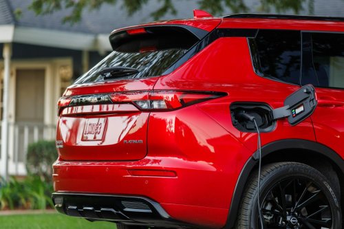 Nissan Bets The Farm On Hybrids In North America