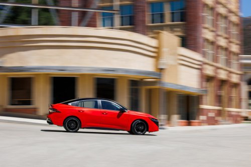 Trump Says He Wants Cars Built In America, Nissan Says That Ends The $22,600 Sentra