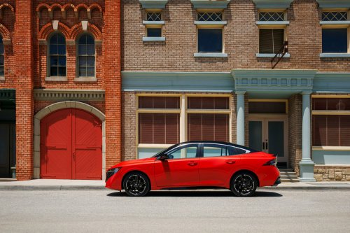 Trump Says He Wants Cars Built In America, Nissan Says That Ends The $22,600 Sentra