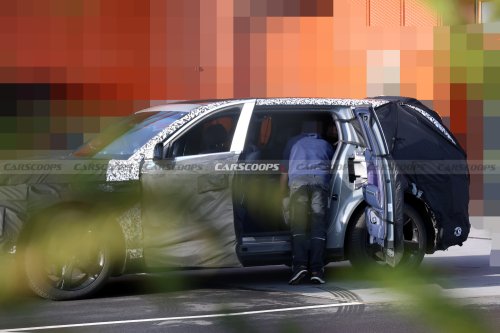 Genesis, Rolls-Royce, Genesis Is Really Putting Rolls-Royce Coach Doors On Its New Flagship