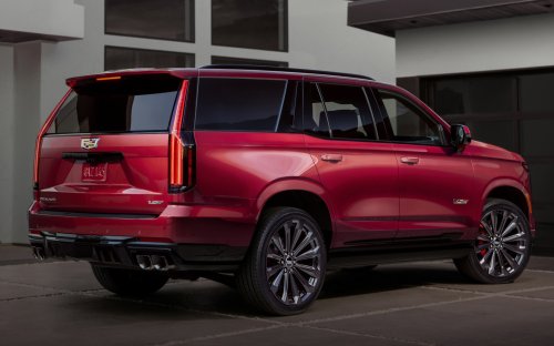 Trump Ordered 250 Escalades For The Secret Service And Called Them Spoiled