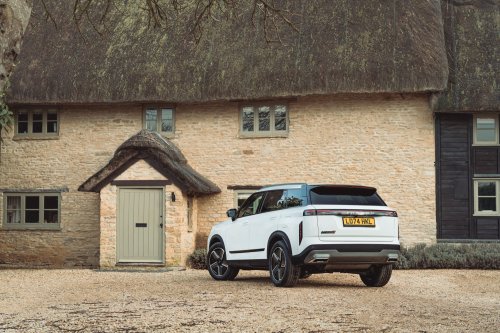 Range Rover Takes Chinese Copies As A “Compliment”