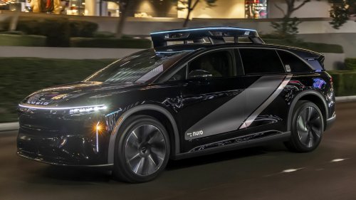 The Rental Giant That Dumped 30,000 EVs Is Now Betting On Self-Driving EVs