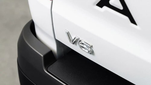 VW Made A Pickup That Corners Better Than It Crawls