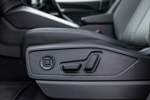 Audi’s 2026 SQ5 Drives Like It Costs More And Feels Like It Costs Less | Review