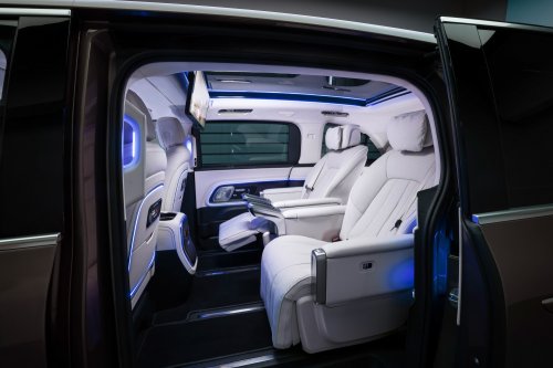 Mercedes Luxury VLE Minivan Spied With Hybrid Power