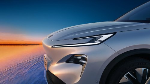 Buick’s New $23K Plug-In SUV Pulls 10,000 Orders In 90 Minutes, None From America